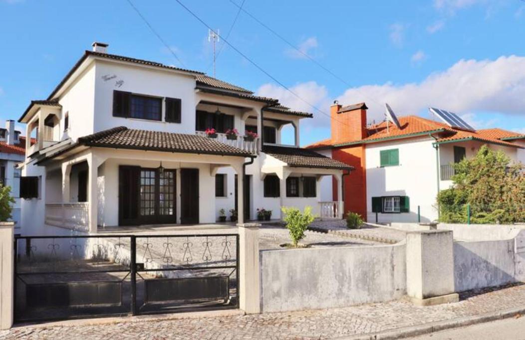 Villa Vivenda Alju Ourém Exterior foto